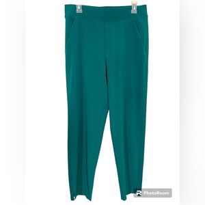 Athleta Brooklyn Pants Green With Zip Pockets Lightweight size 10T